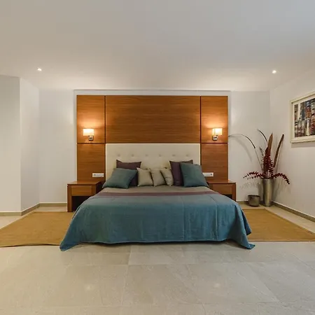 Vila Villariviera 4 Bed Private Pool Costa Adeje *