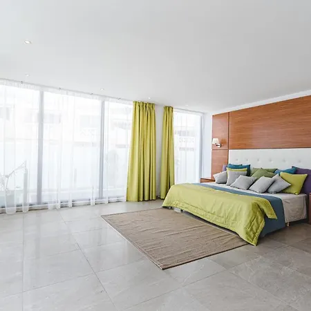 Vila Villariviera 4 Bed Private Pool Costa Adeje *