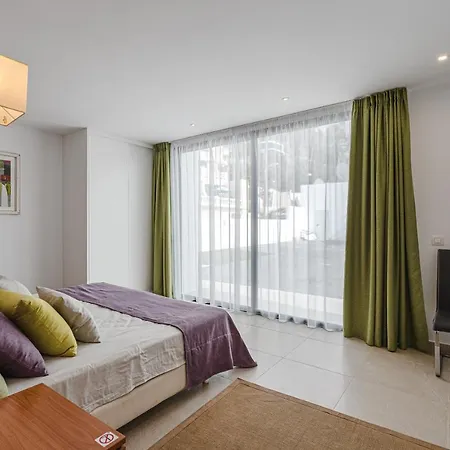 Villariviera 4 Bed Private Pool Costa Adeje Villa